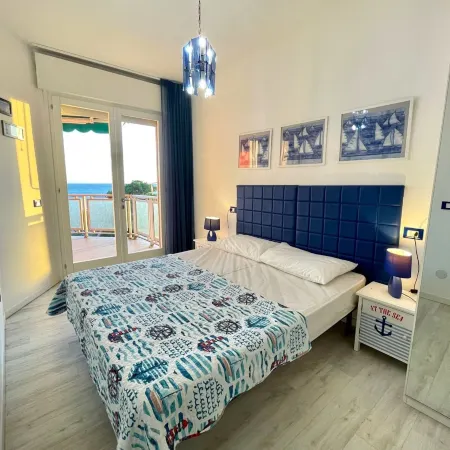 Wonderful Beachfront Apartment - Beahost