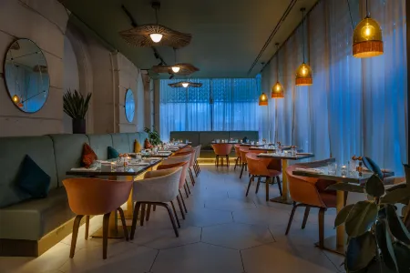 Hilton Cardiff Отели в г. Катейс