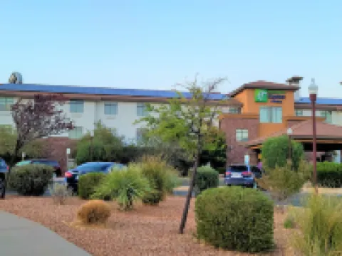 Holiday Inn Express & Suites ST. GEORGE NORTH - ZION by IHG Hotels in Washington