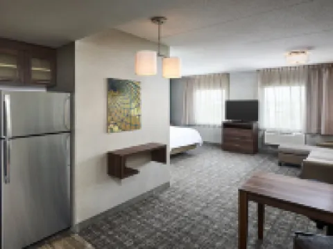 Staybridge Suites NIAGARA-ON-THE-LAKE by IHG Hotels in Niagara-on-the-Lake