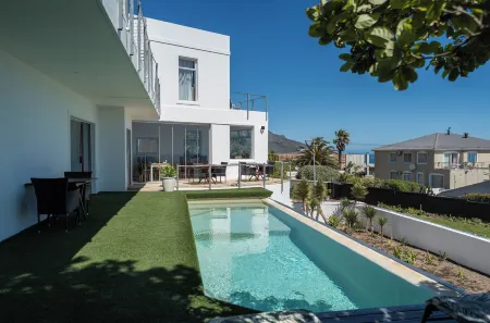 Finchley Guesthouse in Camps Bay Отели рядом с достопримечательностью «Southern Suburbs»