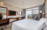 Golden Tulip Canaan Kampala