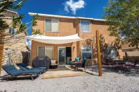 Spacious 3 bedroom 2.5  bath with 3 living areas