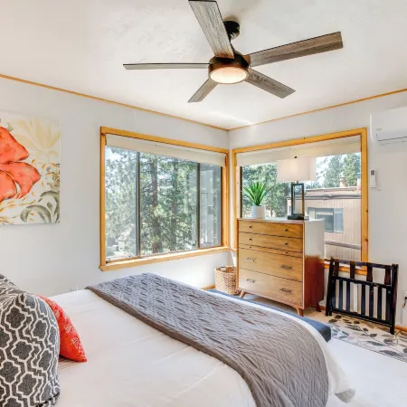 2 Mi to Heavenly Mtn Resort: Retreat w/ Sauna!