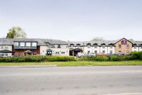 Premier Inn Cardiff West