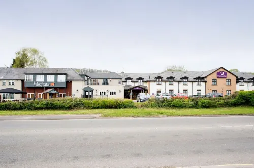 Premier Inn Cardiff West Hotels in Barry