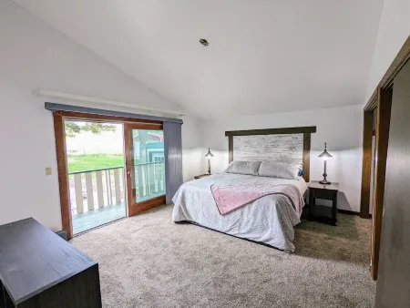 HOT TUB! All bubbles no troubles!!Lake McConaughy NE