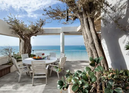 Sea Executive Suites