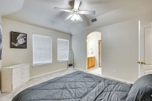Private Theater and Pool Spacious Mission Home - Pools