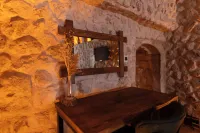 isadora cave cappadocia