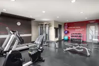Ramada by Wyndham Saskatoon - Gym