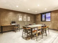 Leidea hotel Hotels near أوريوكدو سكاي ووك