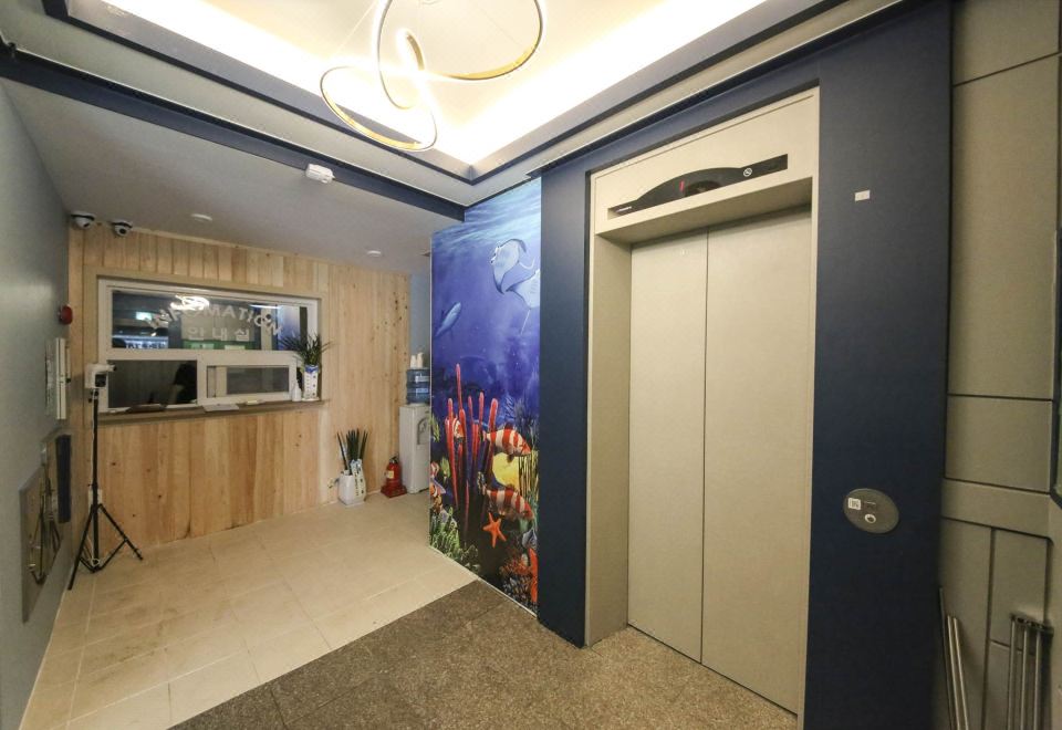 편백나무 방 이미지