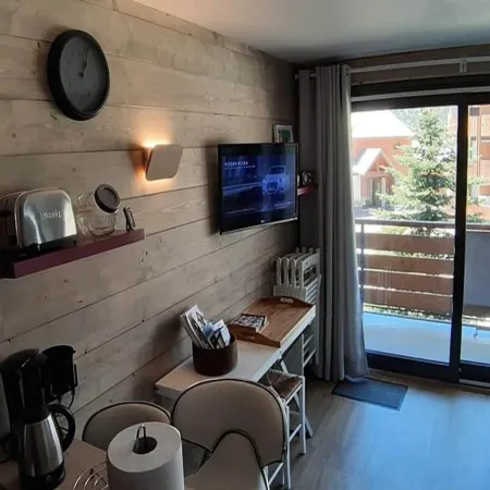 Studio for 4 People