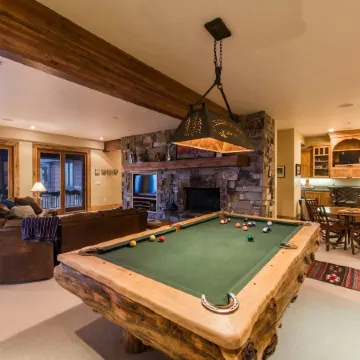 Majestic Ski in Ski Out Estate