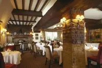 Macdonald Bear Hotel - Breakfast