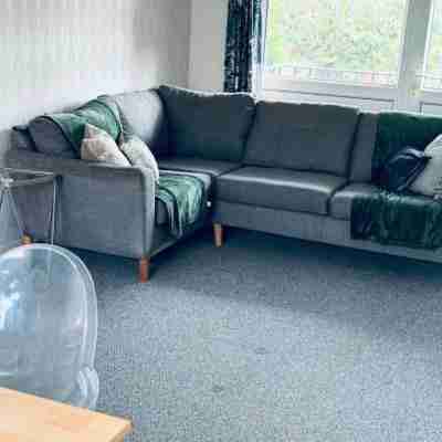 Central Upton Upon Severn 2 bedroom property sleeps 6 Rooms