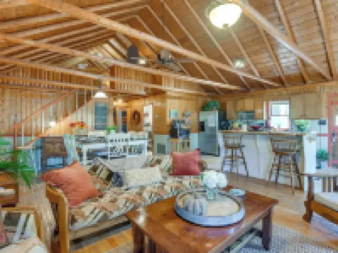 Lakefront Log Cabin Retreat w/ Hot Tub + Kayaks! Hotels in Calvert County