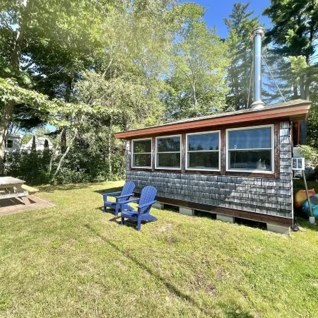 Boomfish Limit 5 2 Bedroom Cottage by RedAwning