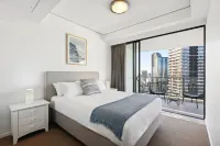 Ocean View 3-Bed with Gym, Pool, Sauna & Parking - 3-Star