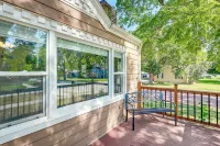 Half-mi to Dtwn Yankton & River: Charming Home! - 3-Star