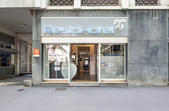 里爾沃邦公寓式酒店