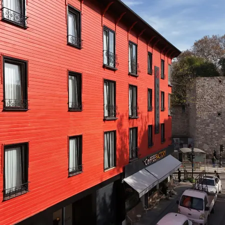 Navoris Hotel Отели рядом с достопримечательностью «Дворец Топкапи Паладже»