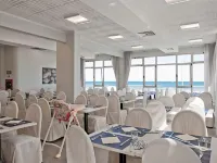 Hotel Universal - breakfast