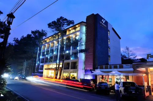 โรงแรมเลอโมเนต์