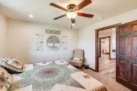Pet Friendly 'Daydreamers Guest Ranch' on 60 Acres - Homestays