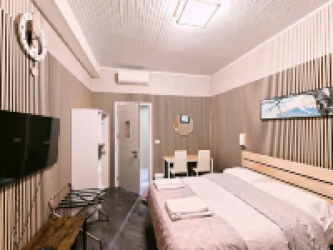 Bed & Breakfast Sakura Hotels near Monumento Ai Carabinieri