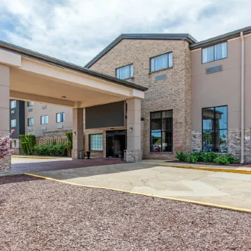 Comfort Inn & Suites