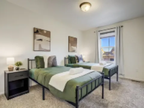 Spacious Family Getaway Near Downtown Hotels in Fountain