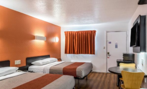 Motel 6 Florence, KY - Cincinnati Airport