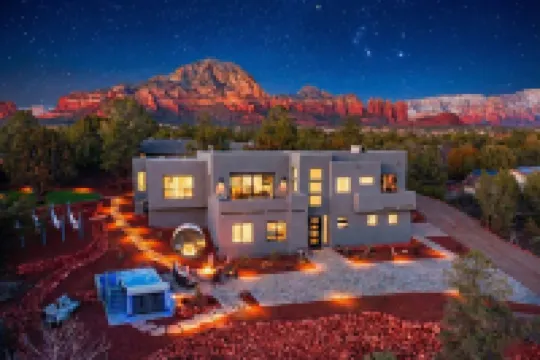 Sedona Epic Dream - 5BR Wow Views! Pool/Spa/Rooftop