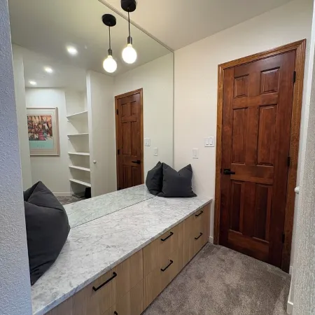 Rimview Lake Powell Home-Stunning views and a spacious family friendly home!