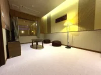 照葉スパリゾート 本店 ベジフルスタジアム周辺のホテル