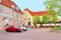 Brødremenighedens Hotel, BW Signature Collection - parking