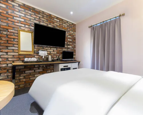 Avenue Hotel Hotels in Osan