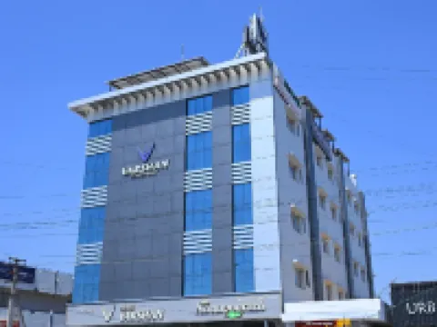 โรงแรมวาร์ชัน อินเทอร์นาชั่นแนล โรงแรมในเอโรด