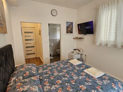 Room Ela