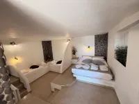 Villa Livadaros Hotels in Santorini
