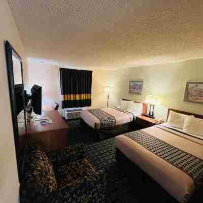 Hometown Inn & Suites Rooms
