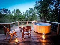 Rukiya Safari Camp - Hot Tub