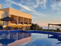 The Happinezz Hills Hotel - Beach