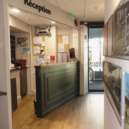 Hôtel de la Gare - Restaurant Bistro Quai Отели в г. Вандея