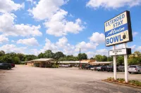 Alvin Extended Stay - parking