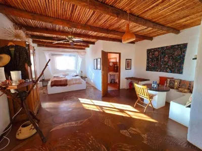 Eningu Kalahari Lodge cc Hotel di 