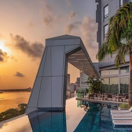 Noom Hotel Abidjan Plateau
