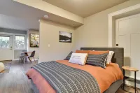 Walkable Portland Studio < 1 Mi to Dtwn! Hotel di 